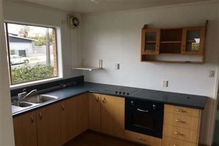 Photo of property in 1/47 Braemar Road, Rothesay Bay, Auckland, 0630