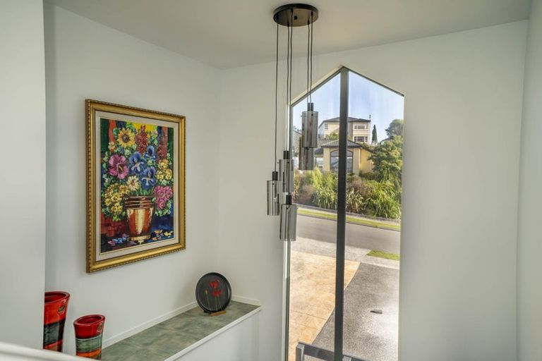 Photo of property in 12 Pendennis Point, Camborne, Porirua, 5026