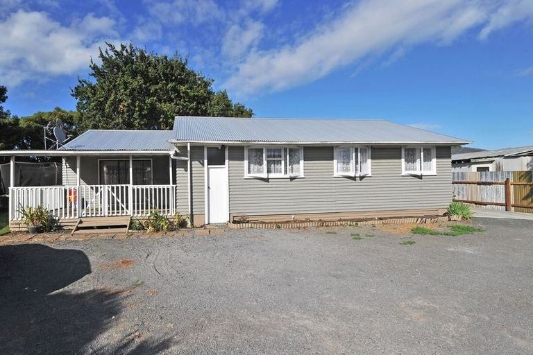 Photo of property in 16 Carver Place, Mangere East, Auckland, 2024