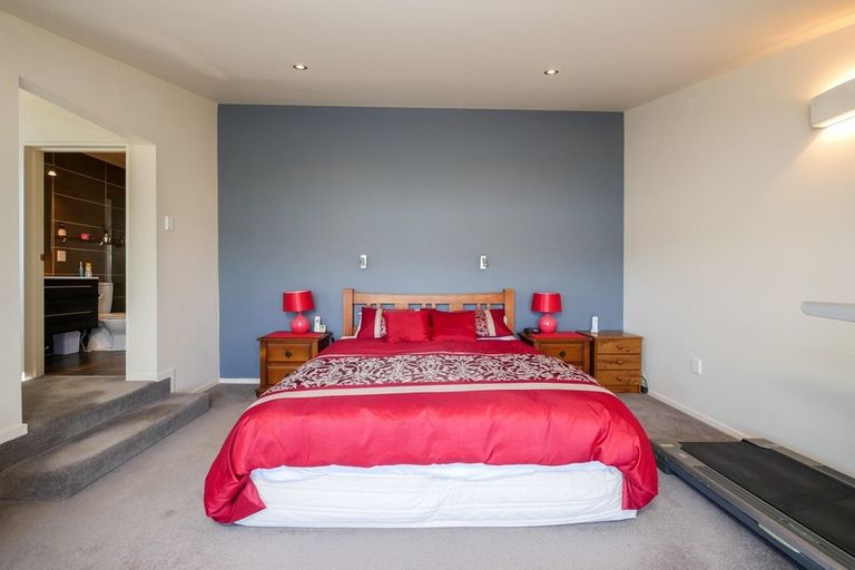 Photo of property in 17 Raynbird Street, Company Bay, Dunedin, 9014