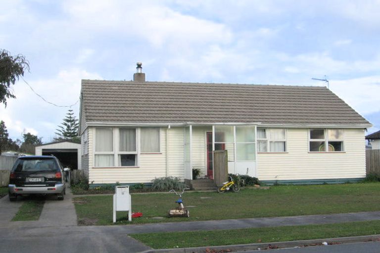 Photo of property in 4 Perry Place, Bader, Hamilton, 3206