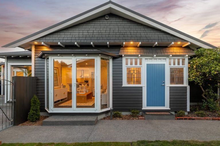 Photo of property in 106 Stapletons Road, Richmond, Christchurch, 8013