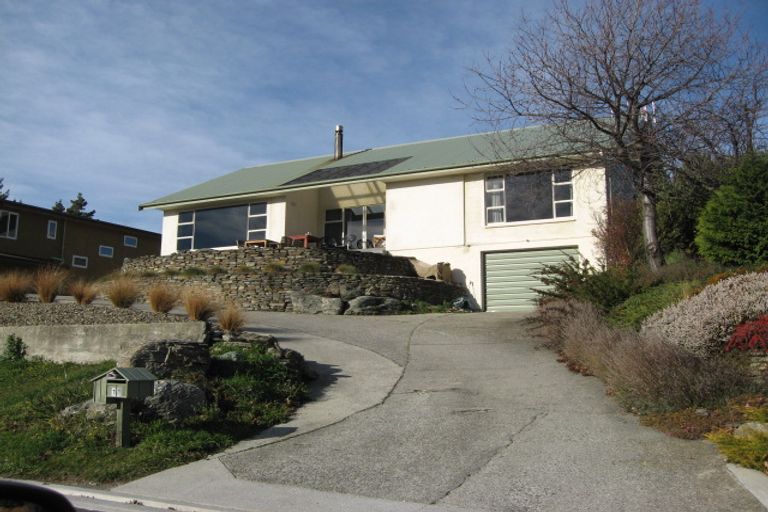 Photo of property in 18 Aspiring Terrace, Wanaka, 9305