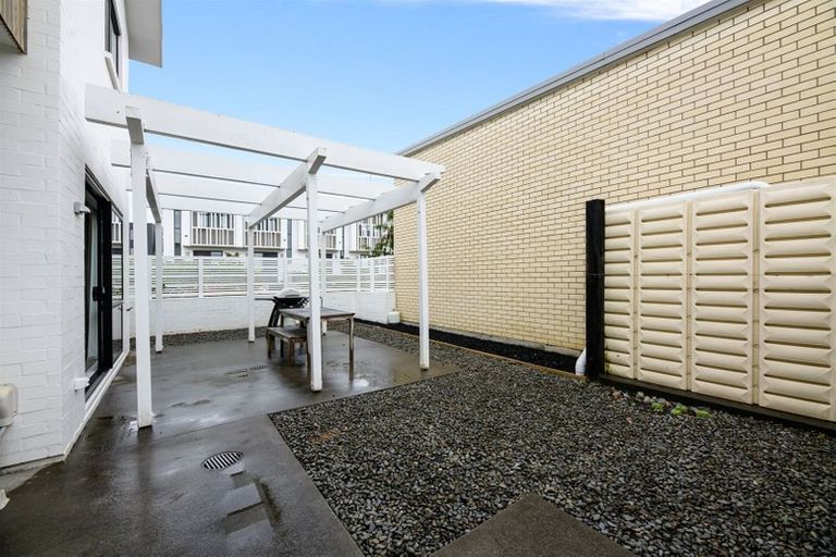 Photo of property in 20 Kanuka Road, Hobsonville, Auckland, 0616