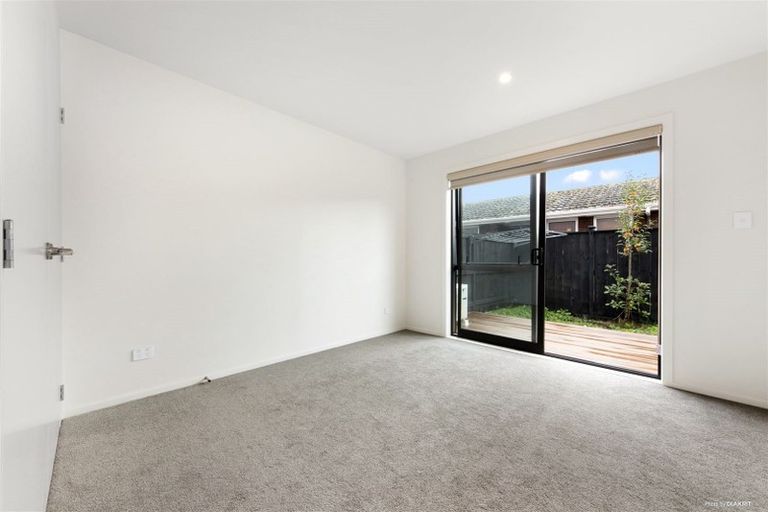 Photo of property in 13 Houkura Way, Sandringham, Auckland, 1025