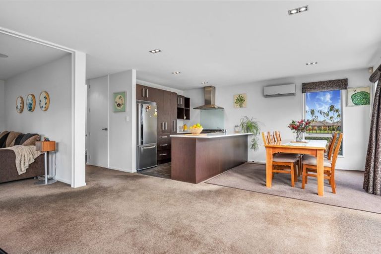 Photo of property in 7a Somerville Crescent, Aidanfield, Christchurch, 8025