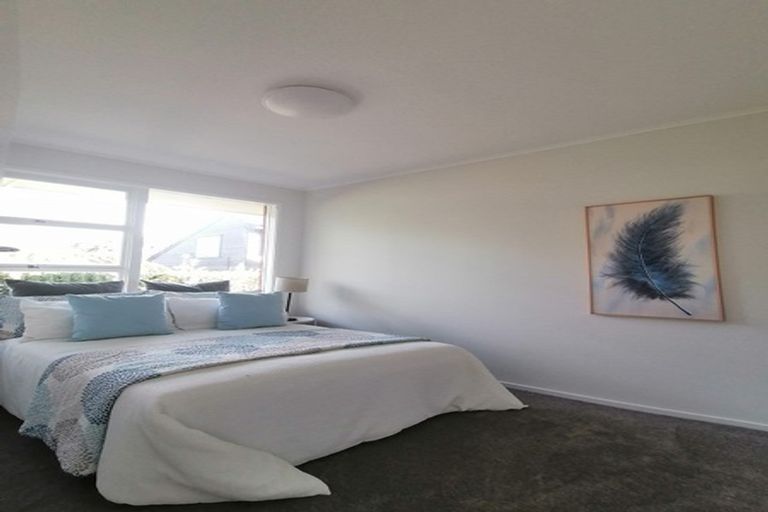 Photo of property in 3/240 Hurstmere Road, Takapuna, Auckland, 0622