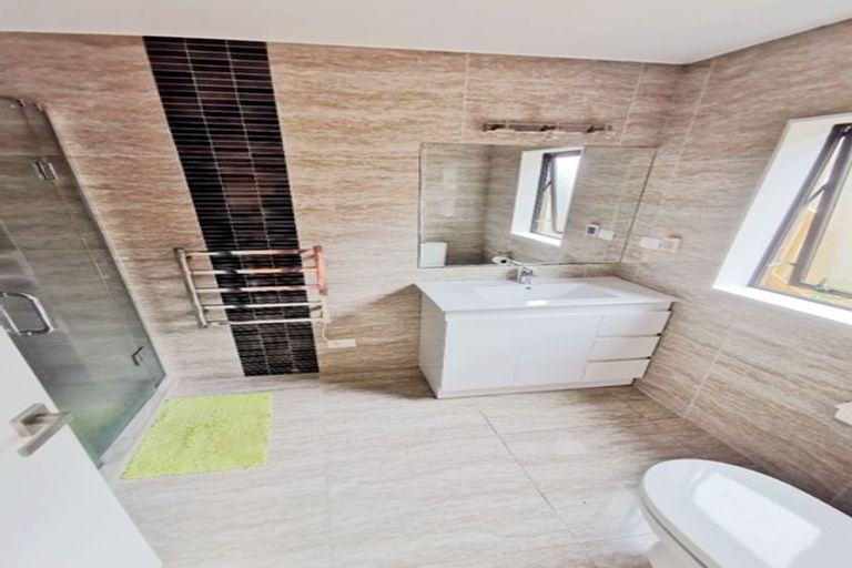 Photo of property in 8 New Dawn Lane, Albany Heights, Auckland, 0632