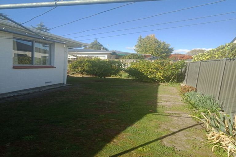 Photo of property in 2/34 Te Aute Road, Havelock North, 4130