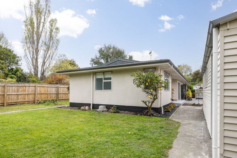Photo of property in 19 Keirunga Road, Havelock North, 4130