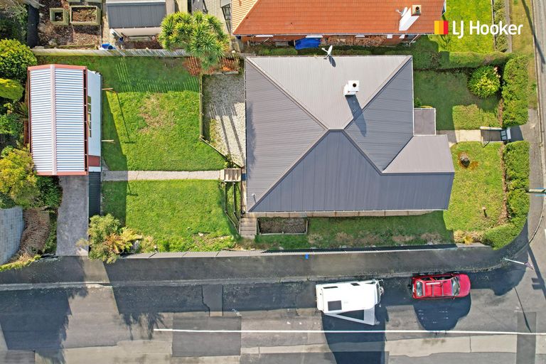 Photo of property in 98 Middleton Road, Kew, Dunedin, 9012