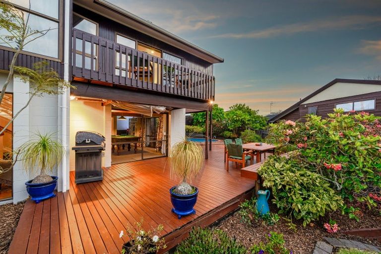 Photo of property in 8 Estelle Place, Farm Cove, Auckland, 2012