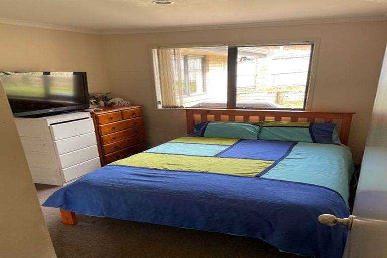Photo of property in 9 Kumar Place, The Gardens, Auckland, 2105