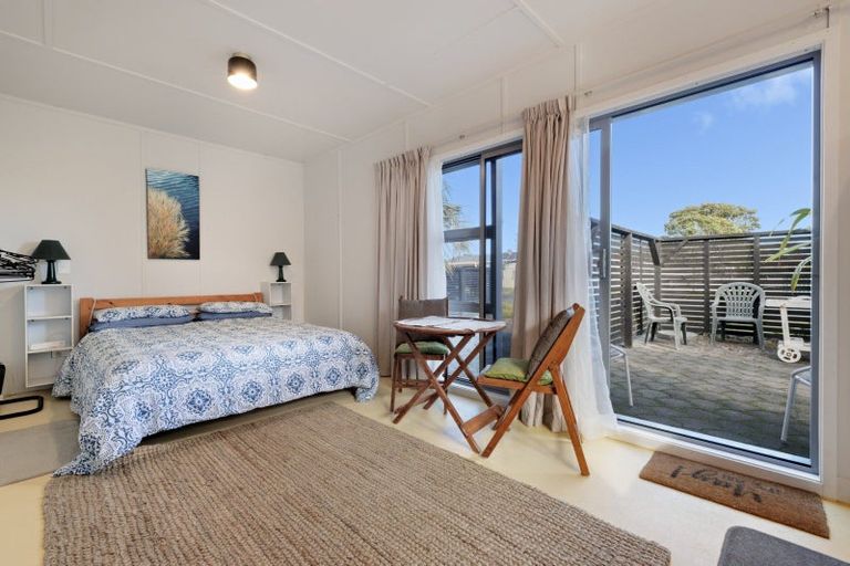 Photo of property in 355 Pukehina Parade, Pukehina, Te Puke, 3189