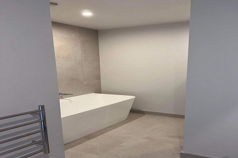 Photo of property in 6 Atutahi Lane, Papamoa Beach, Papamoa, 3118