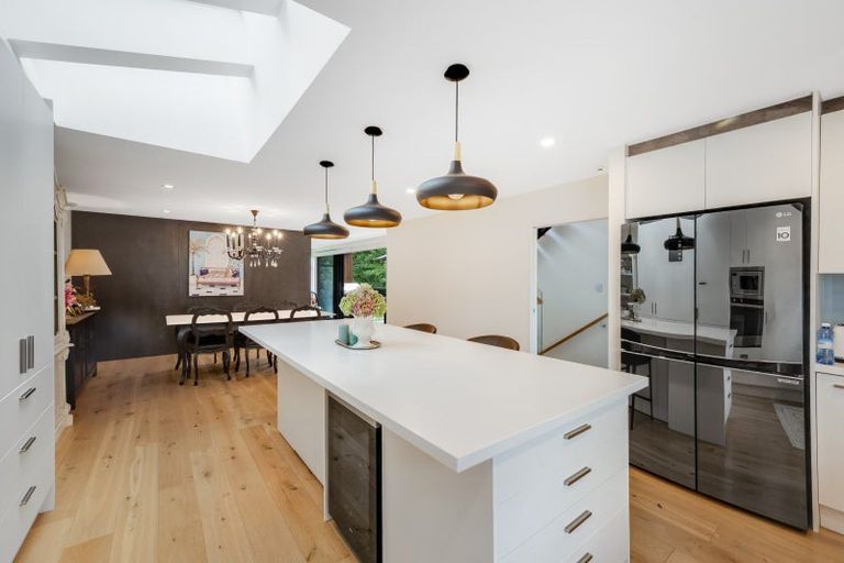 Photo of property in 7 Hartles Place, Mellons Bay, Auckland, 2014