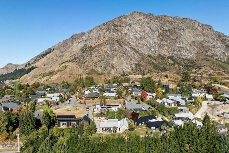 Photo of property in 51 Mathias Terrace, Arthurs Point, Queenstown, 9371
