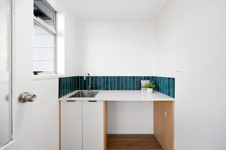 Photo of property in 19 Morrow Avenue, St Andrews, Hamilton, 3200