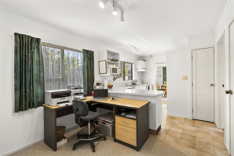 Photo of property in 44 Centorian Drive, Windsor Park, Auckland, 0632