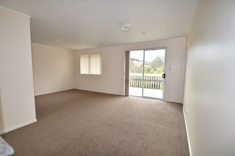 Photo of property in 2/2 Mcdowell Crescent, Hillcrest, Auckland, 0626