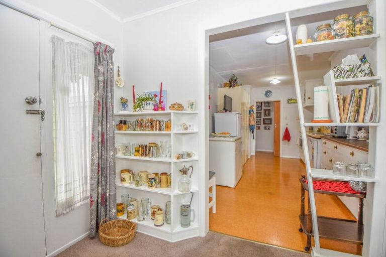 Photo of property in 13 Barrett Place, Carterton, 5713