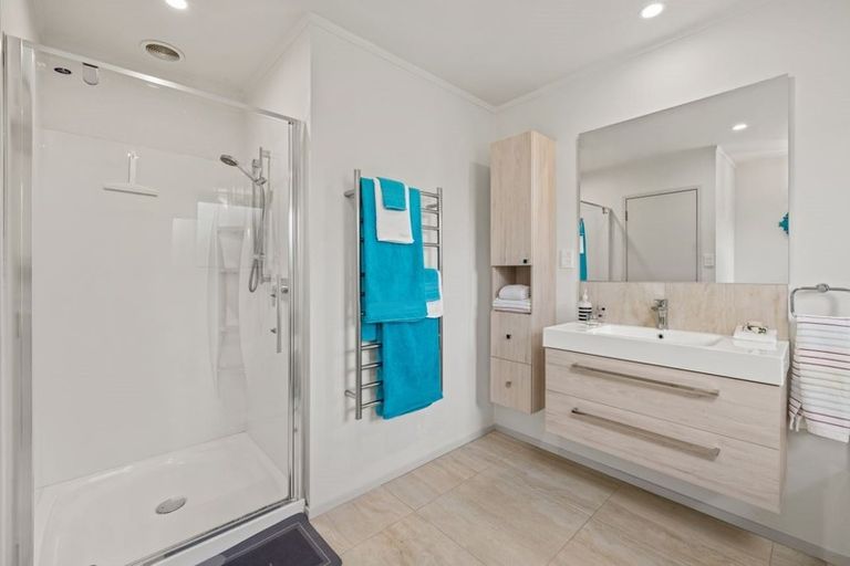 Photo of property in 22 Cobham Court, Kerikeri, 0230