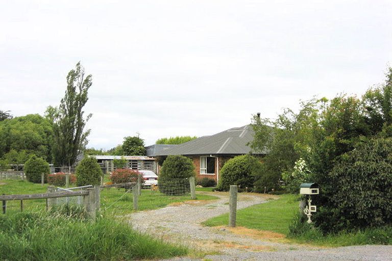 Photo of property in 147 Northbrook Road, Rangiora, 7400