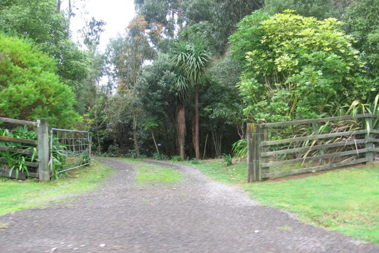 Photo of property in 403 Scotts Road, Linton, Palmerston North, 4472