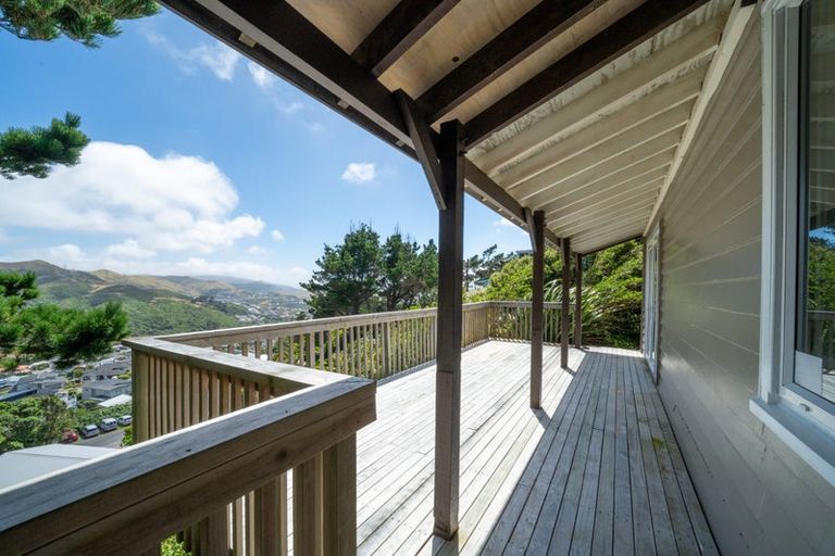 Photo of property in 41 Lomita Road, Johnsonville, Wellington, 6037