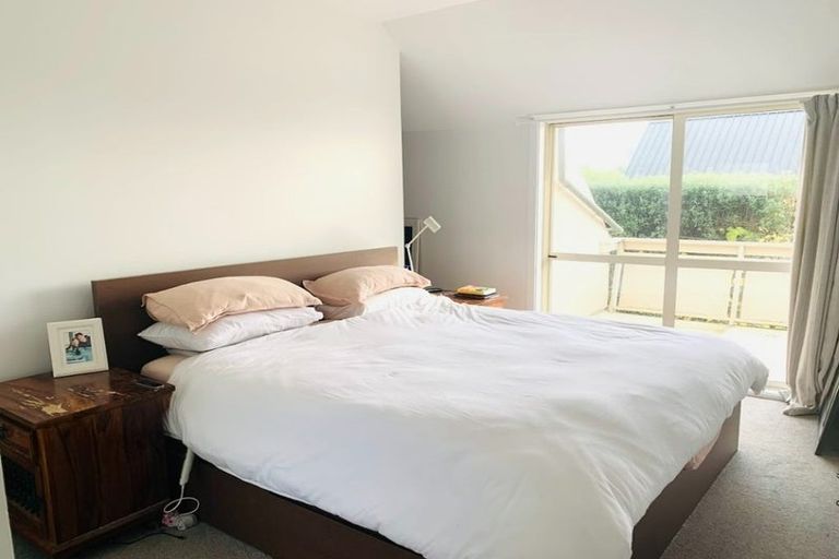 Photo of property in 11 Selleck Street, Mount Pleasant, Christchurch, 8081