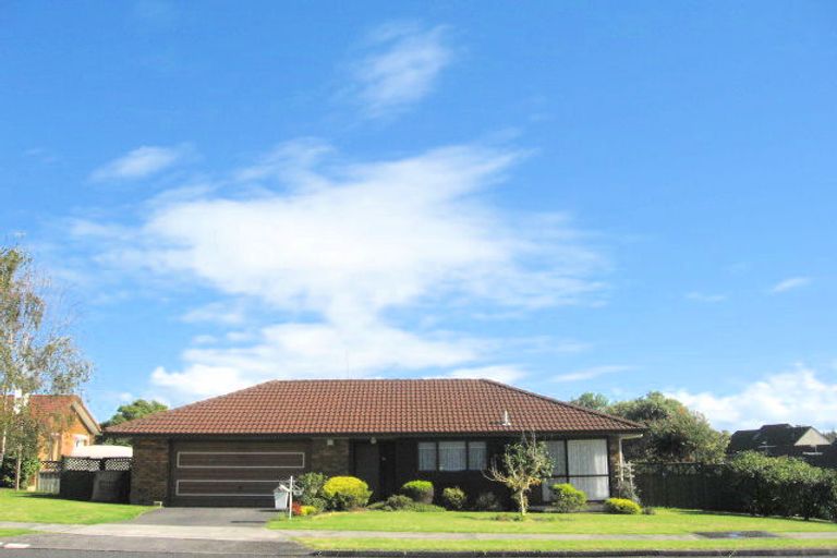 Photo of property in 53 Aberfeldy Avenue, Highland Park, Auckland, 2010