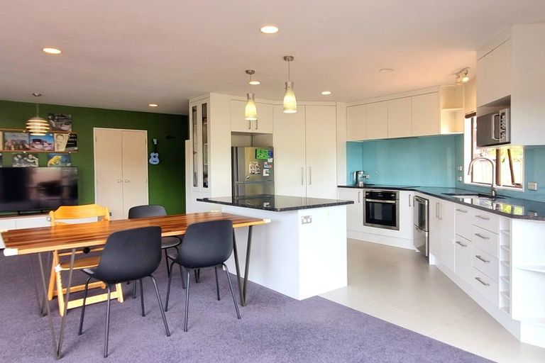 Photo of property in 15 Palmgreen Court, Stanmore Bay, Whangaparaoa, 0932