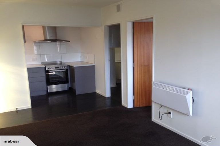 Photo of property in 35 Scarborough Terrace, Mount Victoria, Wellington, 6011