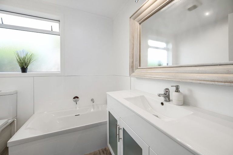 Photo of property in 1 Morey Street, Owhata, Rotorua, 3010