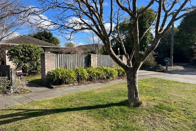 Photo of property in 45 Appleby Crescent, Burnside, Christchurch, 8053
