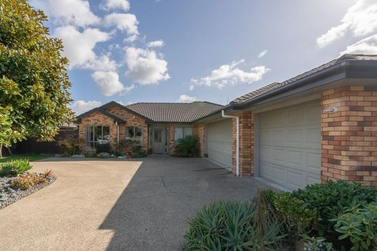 Photo of property in 121 Wentworth Drive, Rototuna North, Hamilton, 3210