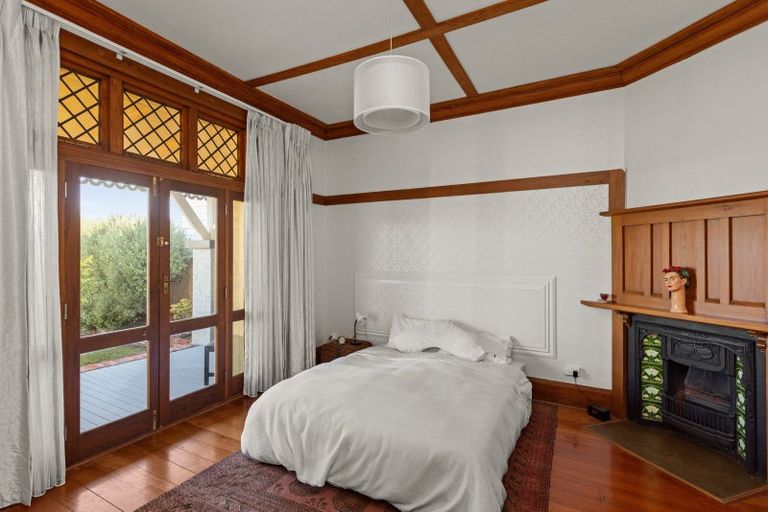 Photo of property in 8 Latham Street, Napier South, Napier, 4110