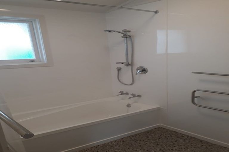 Photo of property in 23 Te Rangitautahanga Road, Turangi, 3334