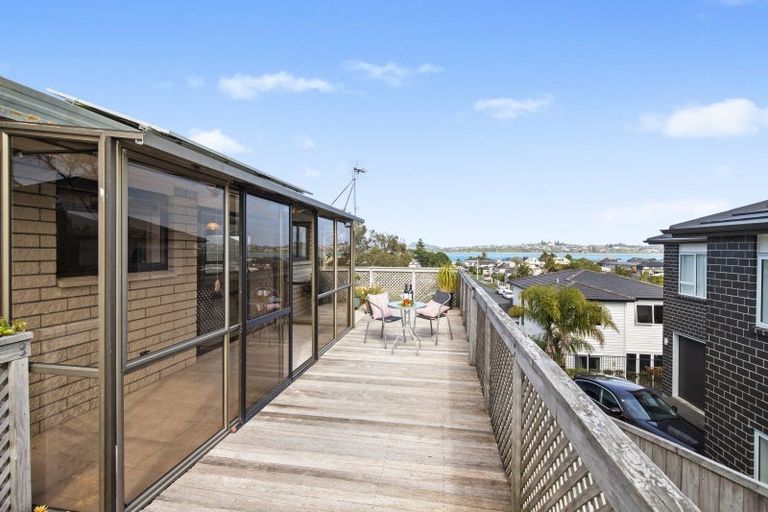 Photo of property in 18c Devon Road, Bucklands Beach, Auckland, 2012