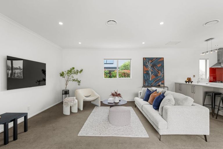 Photo of property in 14 Rockport Place, Parklands, Christchurch, 8083