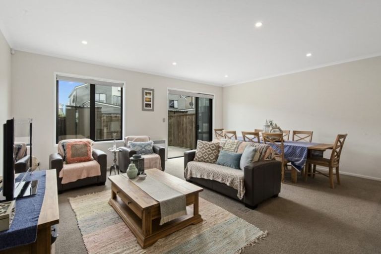 Photo of property in 24 Tuatua Road, Hobsonville, Auckland, 0616