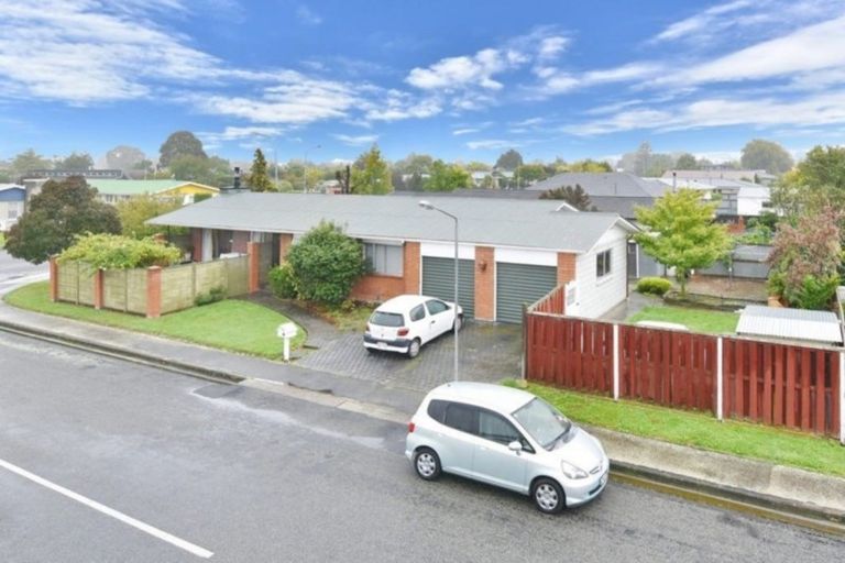 Photo of property in 14 Johns Road, Rangiora, 7400
