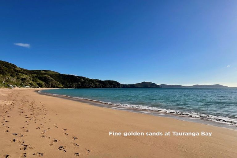 Photo of property in 33 Ota Point Road, Whangaroa, Kaeo, 0478