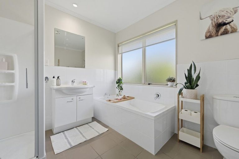 Photo of property in 10 Emmerdale Place, Ohauiti, Tauranga, 3112