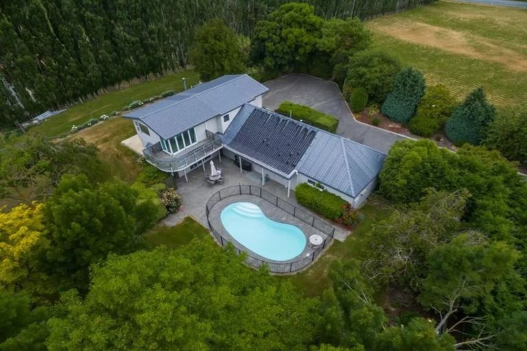 Photo of property in 1/842 West Coast Road, West Melton, Christchurch, 7676