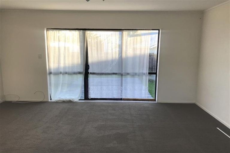 Photo of property in 1/6a Druces Road, Wiri, Auckland, 2104