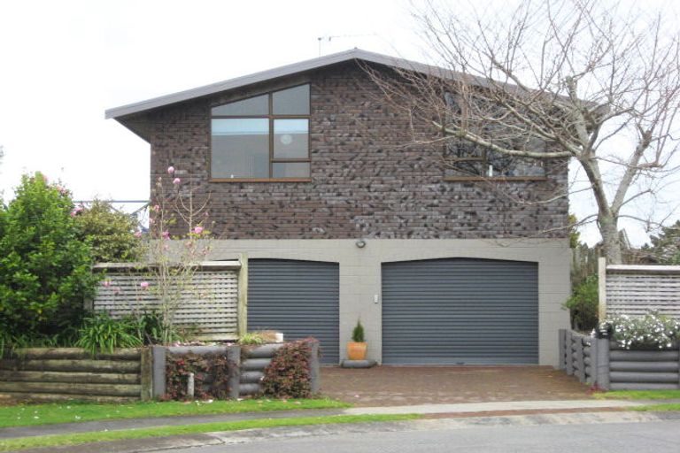 Photo of property in 10 Alpine Grove, Upper Vogeltown, New Plymouth, 4310