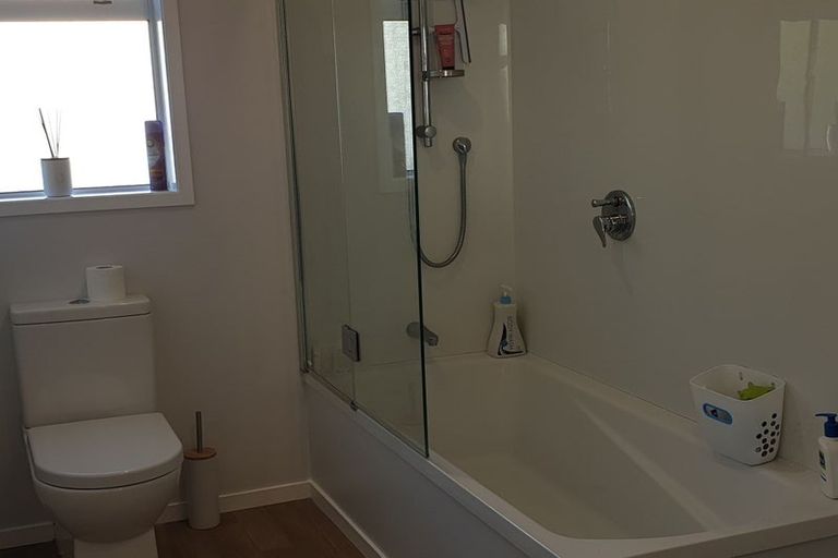 Photo of property in 3 Quinn Grove, Ranui, Porirua, 5024