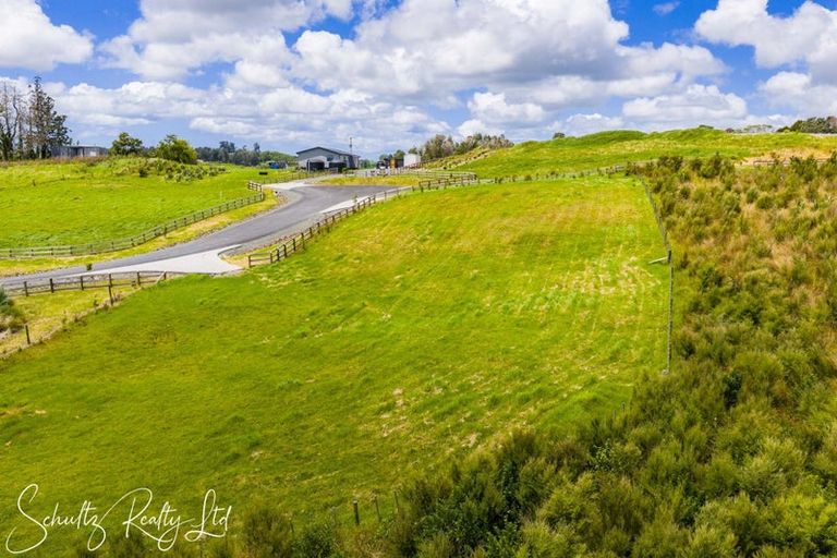 Photo of property in 16 Protea Lane, Kaiwaka, 0573