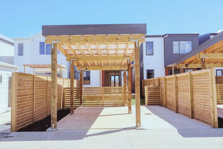 Photo of property in 12 Corporal Street, Papakura, 2110